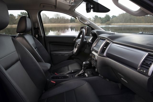 Ford Wildtrak photo 11