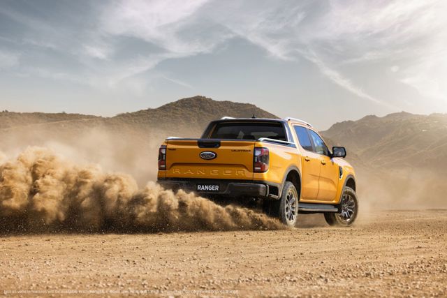 Ford Wildtrak photo 13