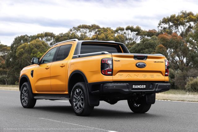 Ford Wildtrak photo 16