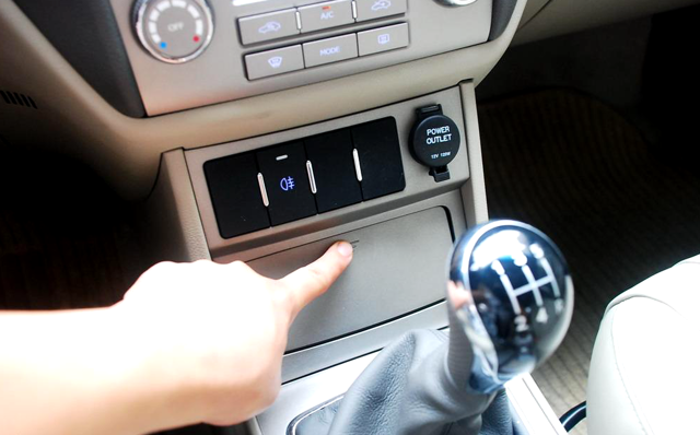 Geely Emgrand Ec7 photo 14