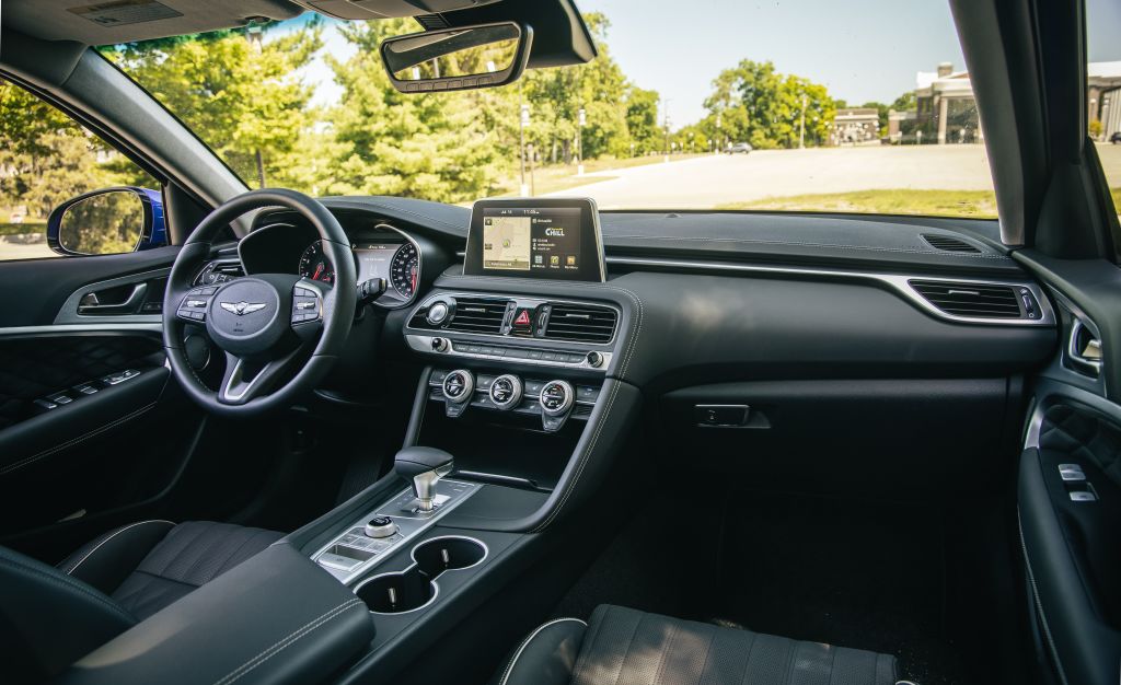 Genesis G70 photo 45