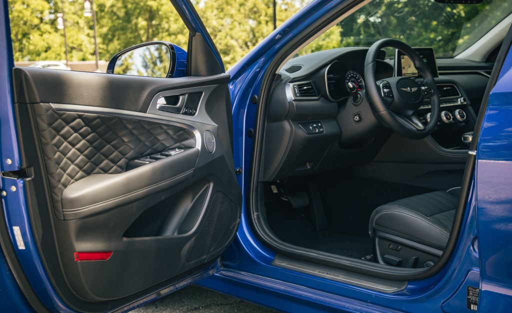 Genesis G70 photo 54