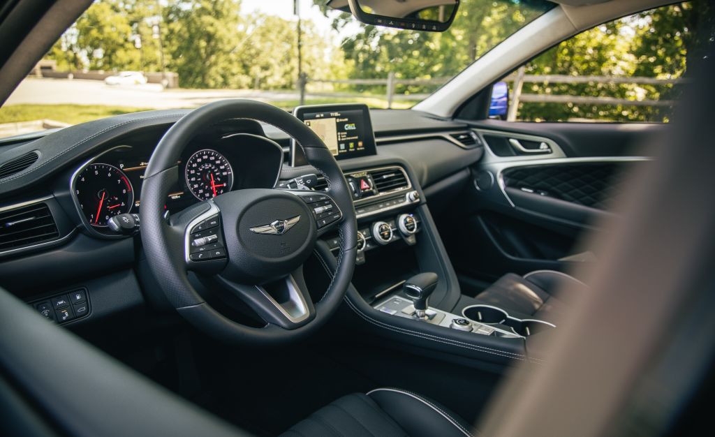 Genesis G70 photo 55