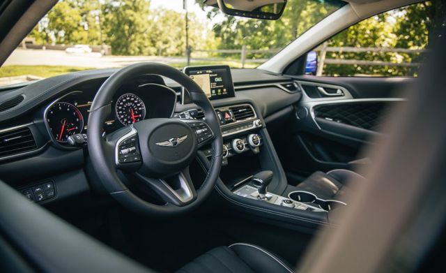 Genesis G70 photo 55