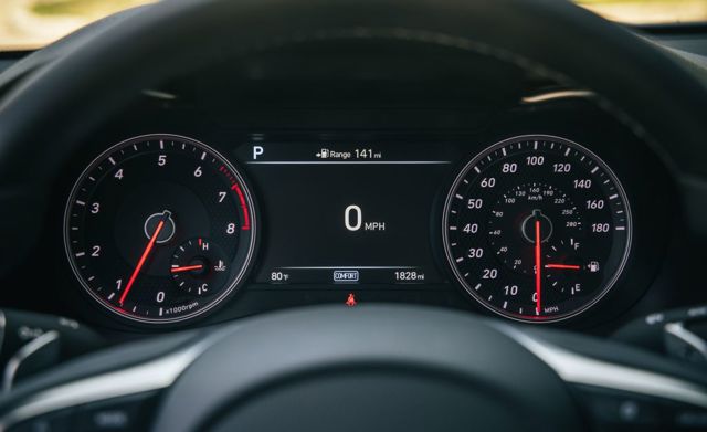 Genesis G70 photo 57