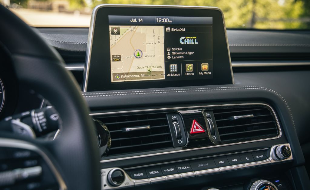 Genesis G70 photo 59