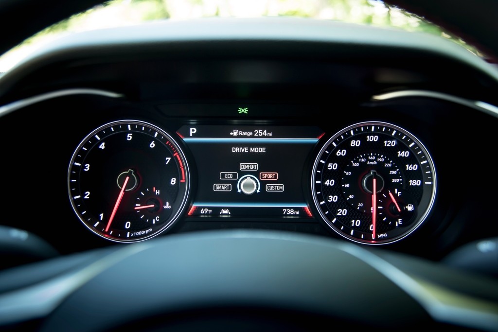 Genesis G70 photo 71