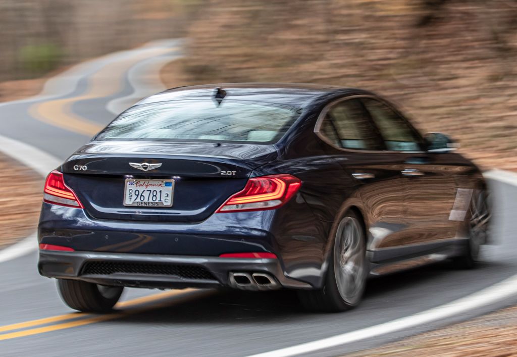 Genesis G70 photo 10