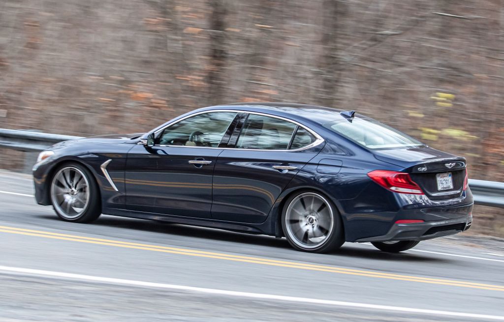 Genesis G70 photo 17