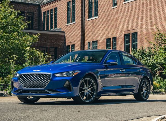 Genesis G70 photo 18