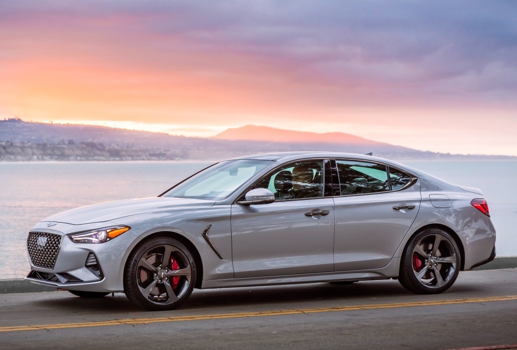 Genesis G70 photo 19