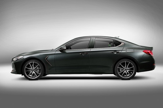 Genesis G70 photo 3