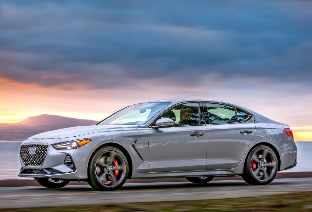 Genesis G70 photo 28