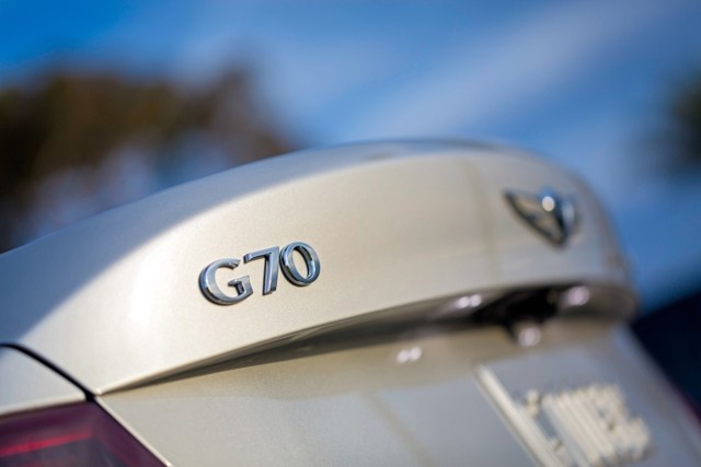 Genesis G70 photo 30