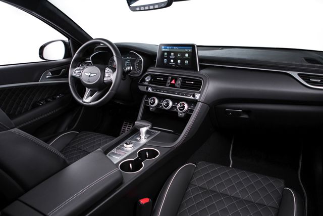 Genesis G70 photo 64