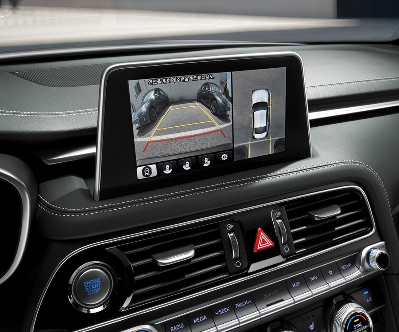 Genesis G70 photo 90