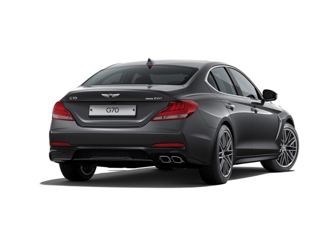 Genesis G70 photo 2