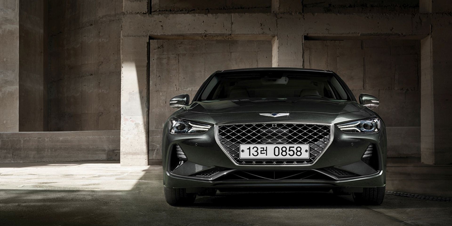 Genesis G70 photo 23