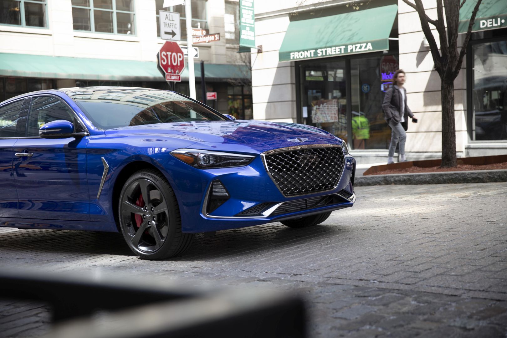 Genesis G70 photo 48