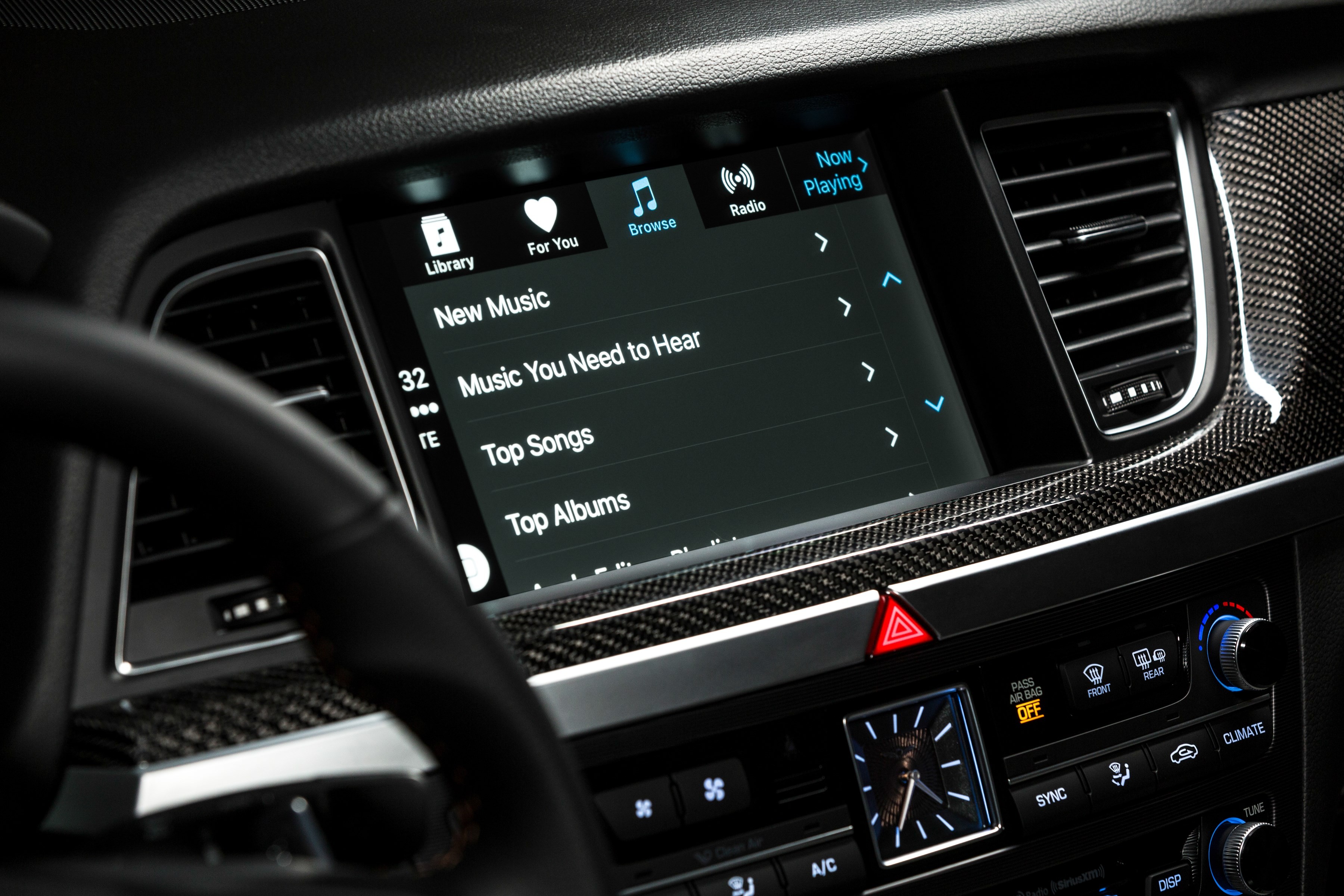 Genesis G80 photo 150