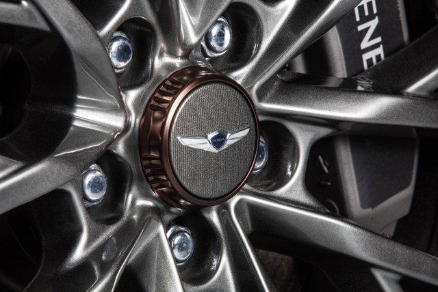 Genesis G80 photo 63