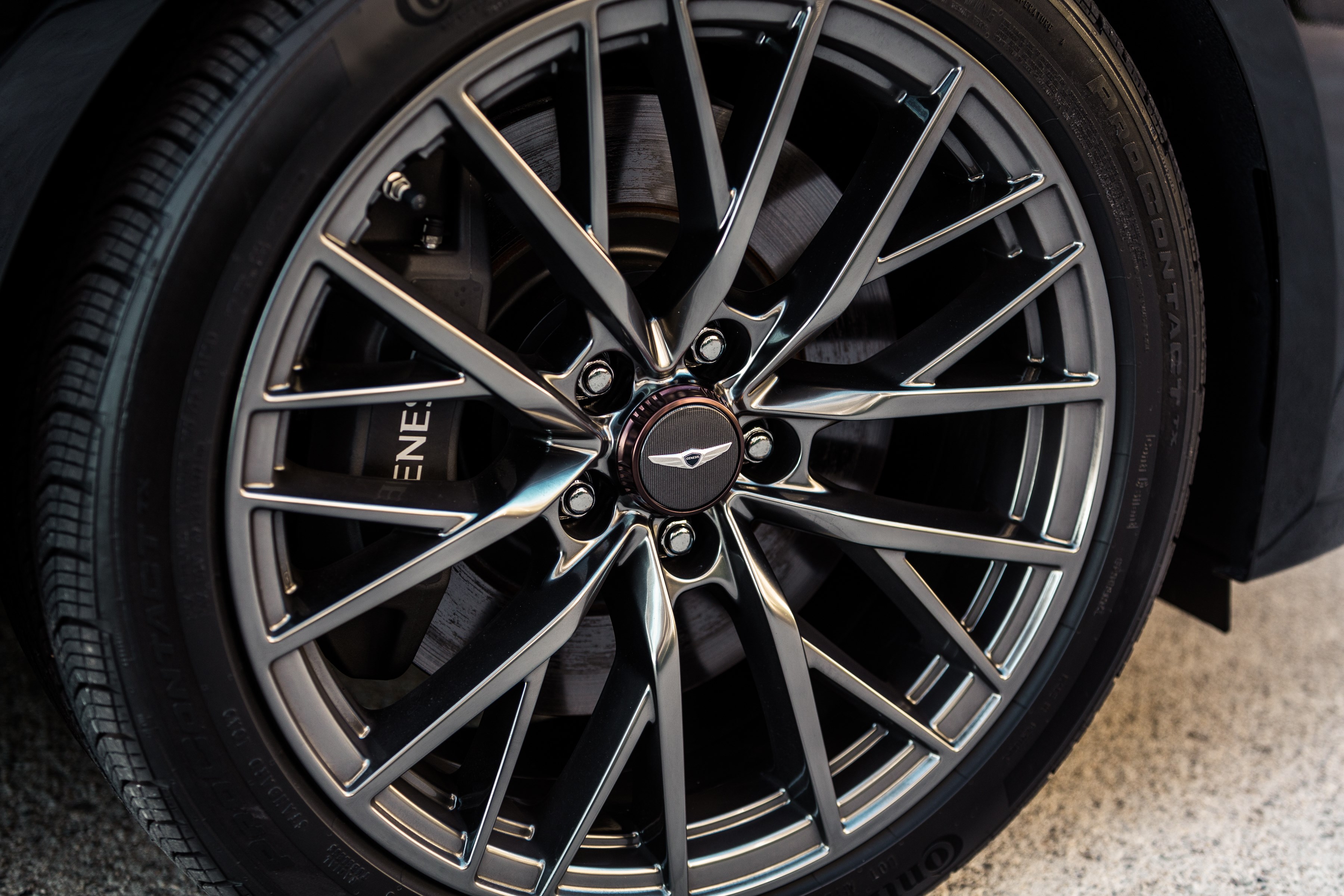 Genesis G80 photo 93