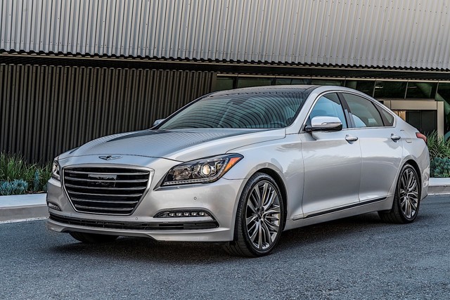 Genesis G80 photo 2