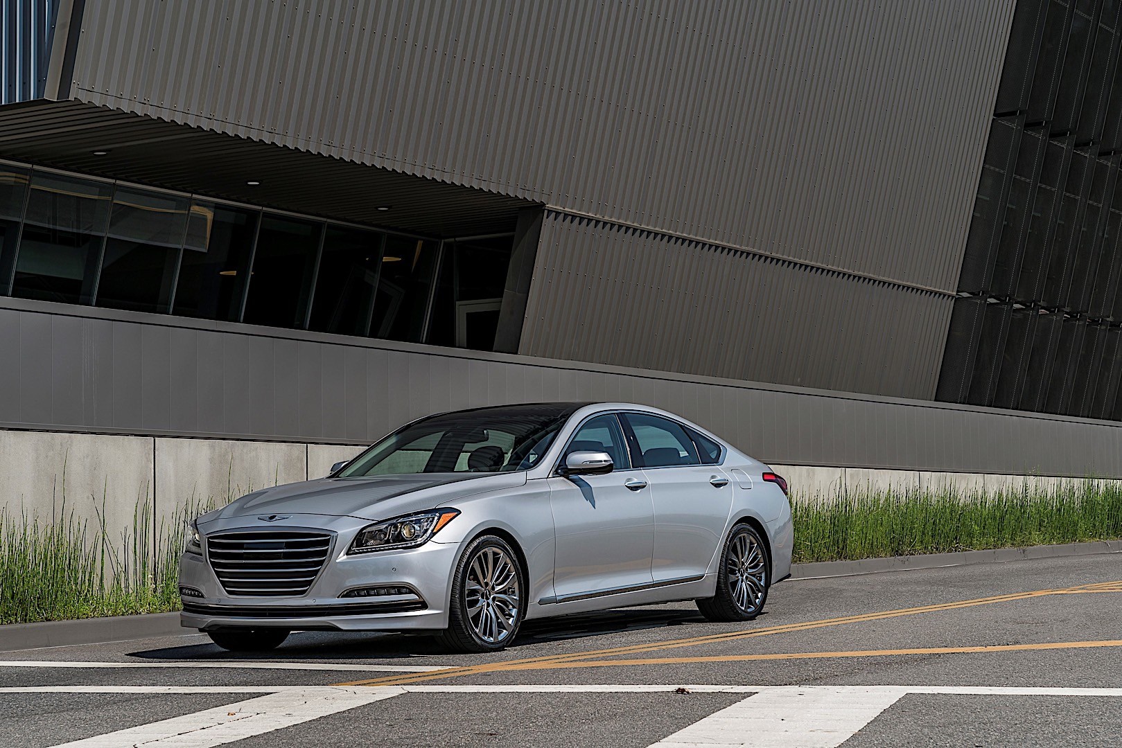Genesis G80 photo 7
