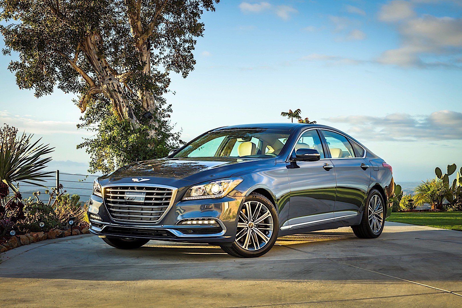 Genesis G80 photo 10