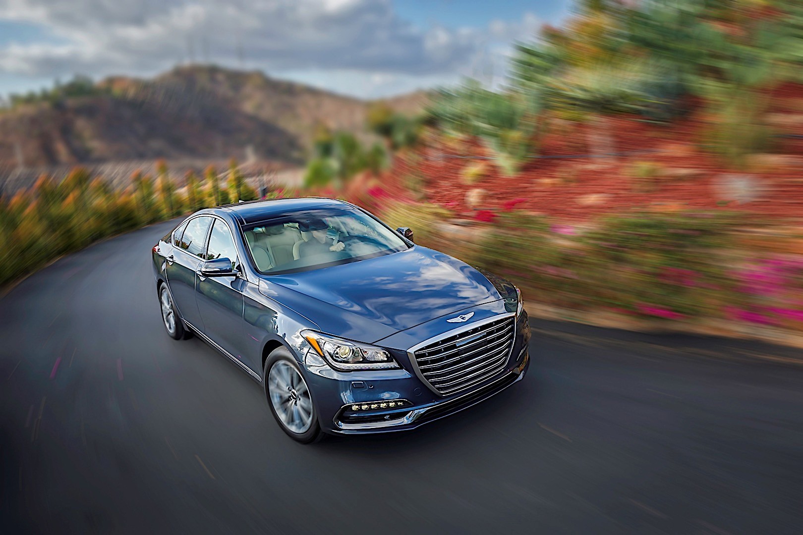 Genesis G80 photo 11