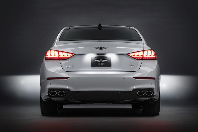 Genesis G80 photo 15