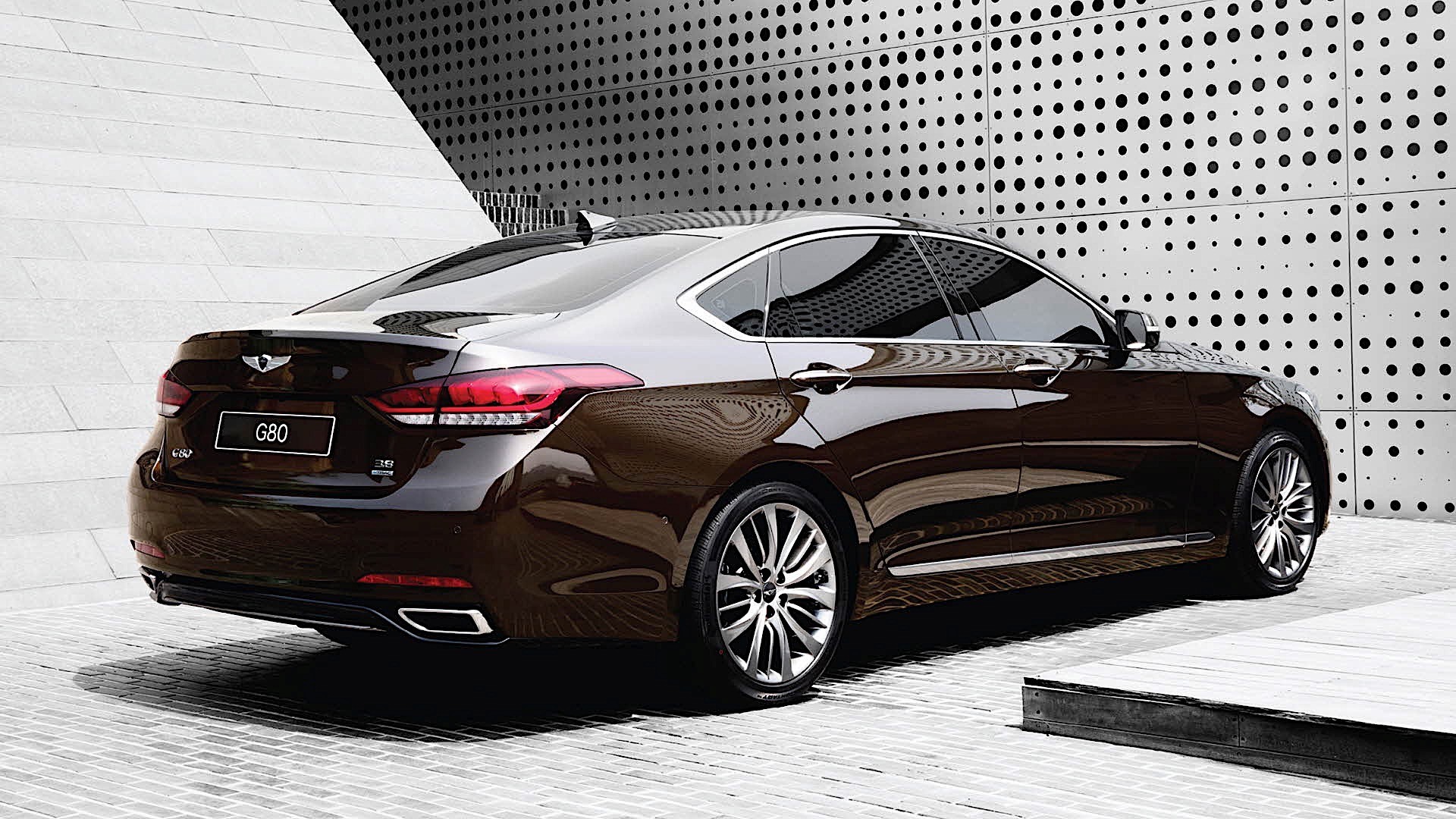 Genesis G80 photo 20