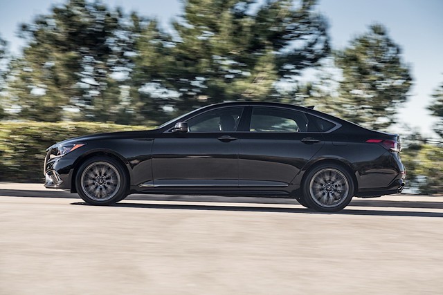 Genesis G80 photo 28