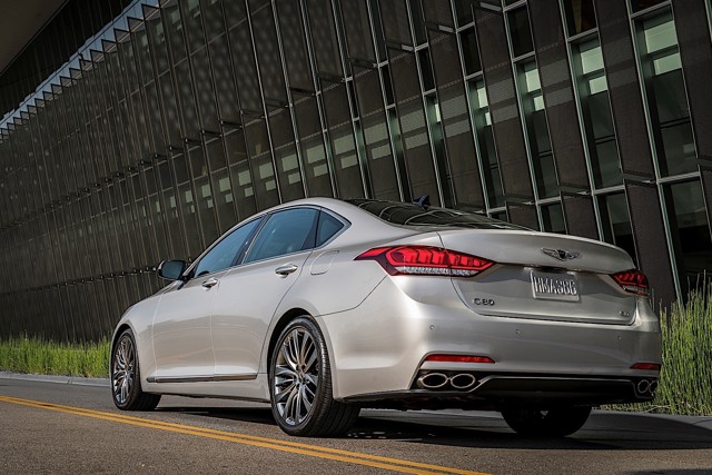 Genesis G80 photo 39