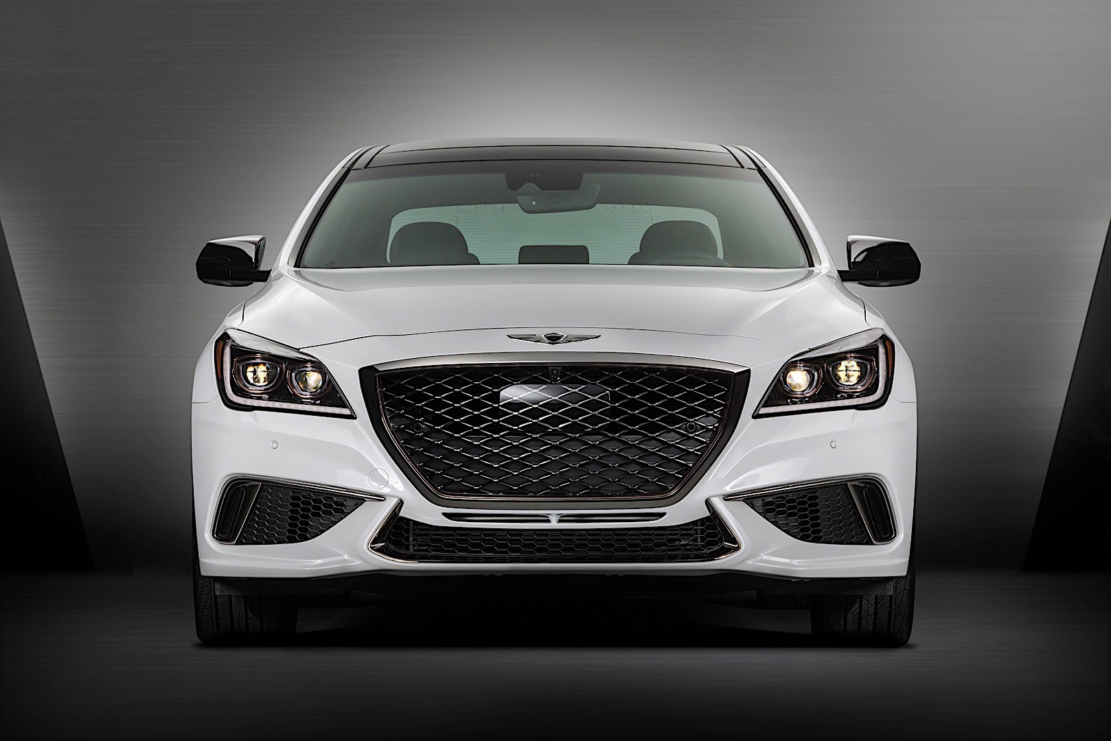 Genesis G80 photo 40