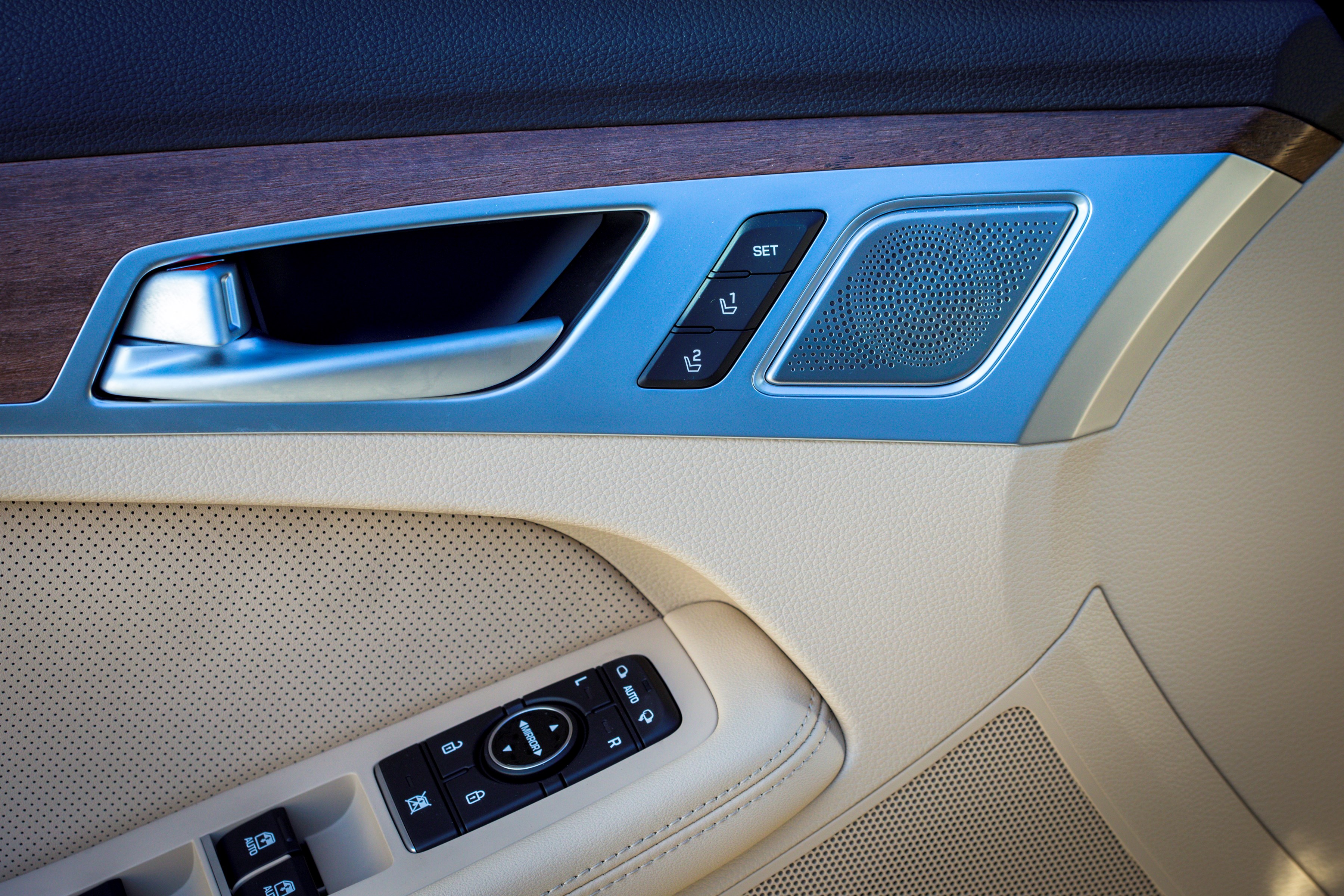 Genesis G80 photo 118