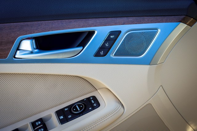 Genesis G80 photo 118