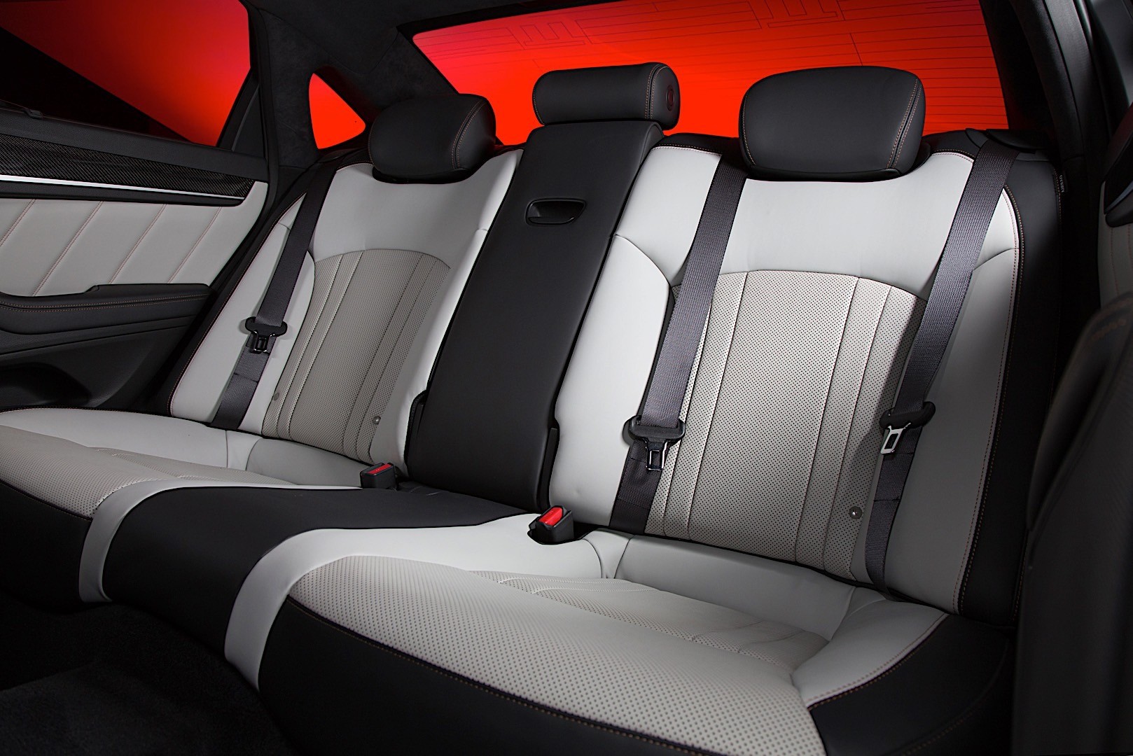 Genesis G80 photo 103