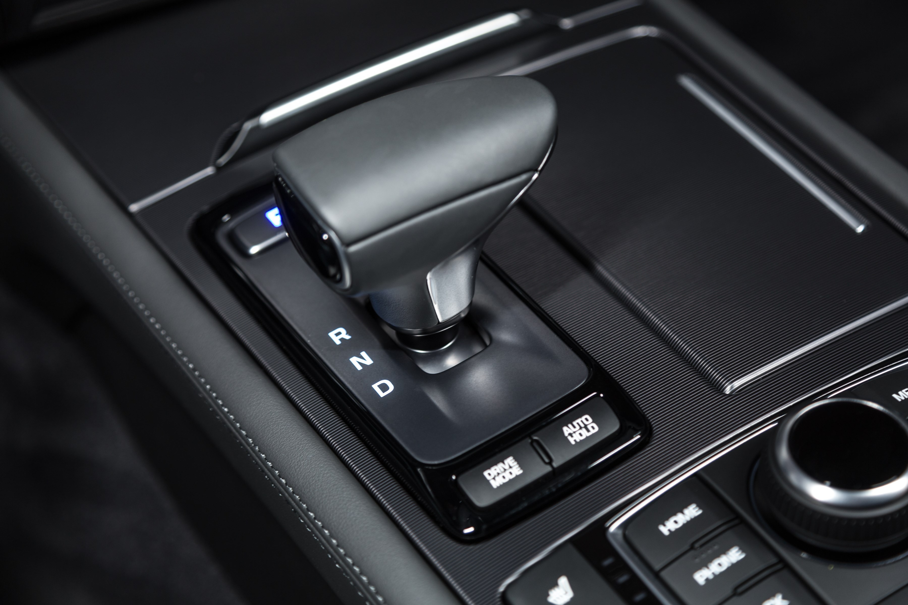 Genesis G80 photo 138