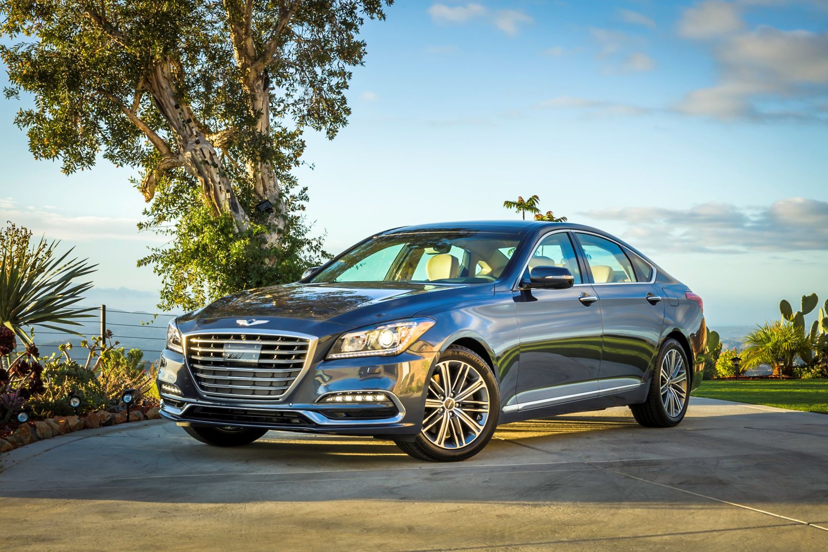 Genesis G80 photo 8