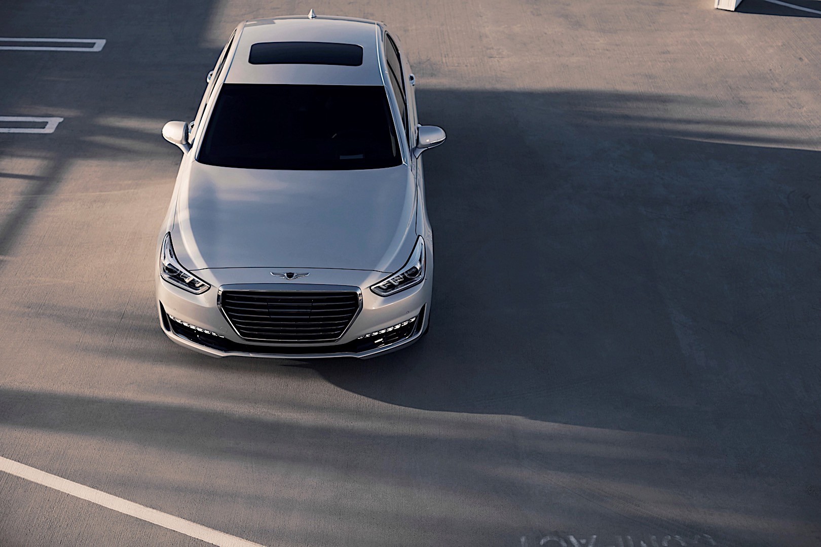 Genesis G90 photo 10