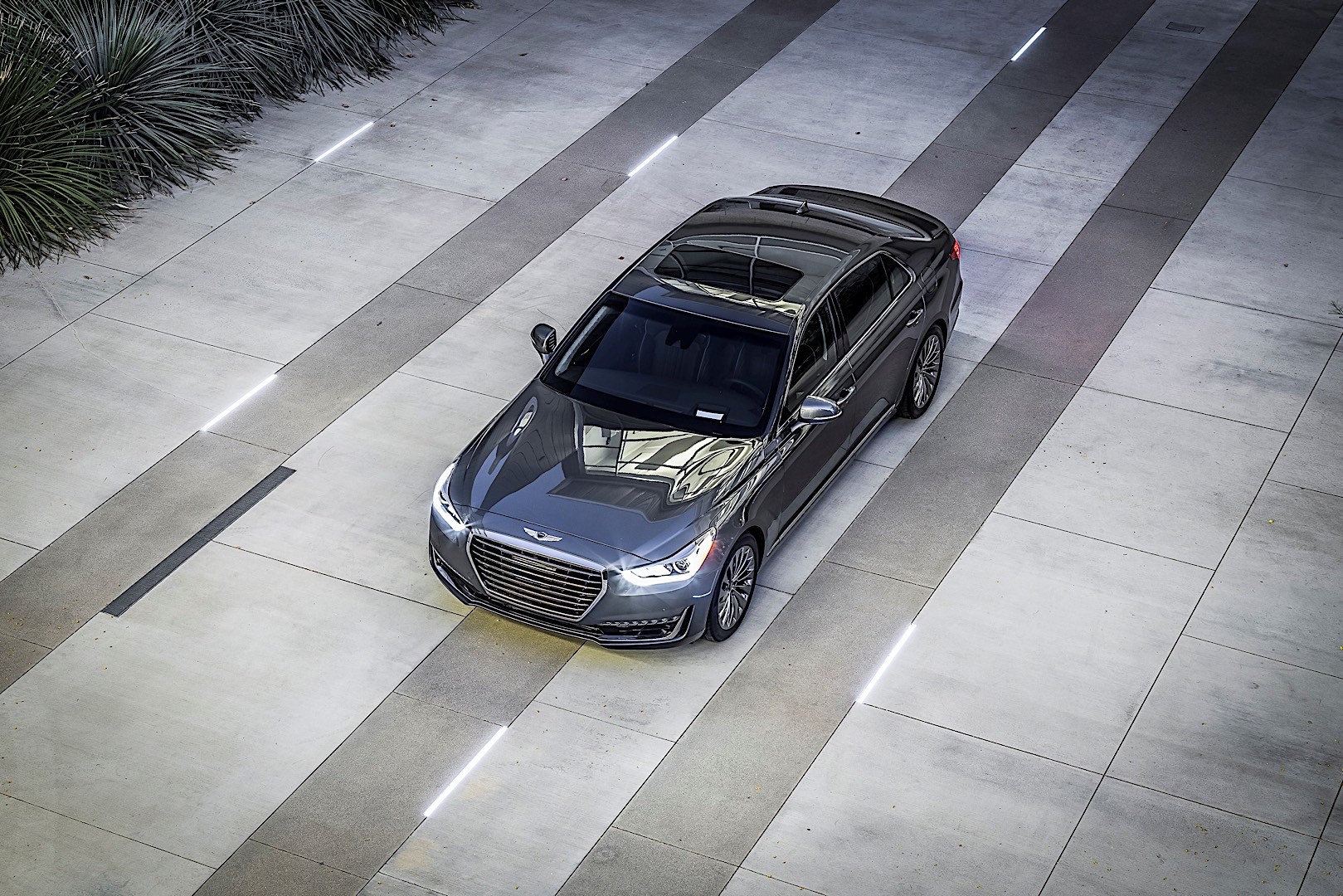 Genesis G90 photo 13