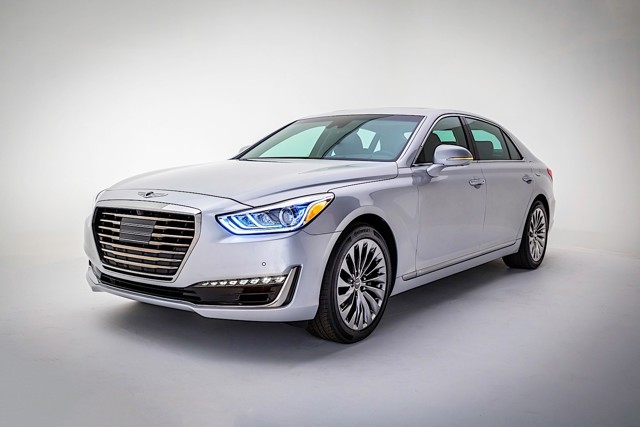 Genesis G90 photo 18