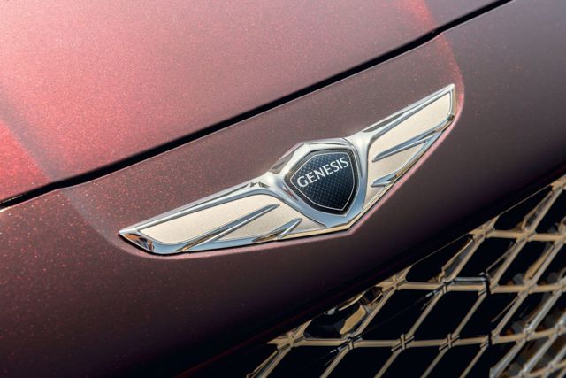 Genesis G90 photo 11