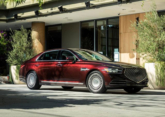 Genesis G90 photo 20