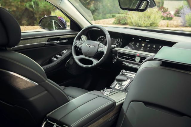 Genesis G90 photo 32