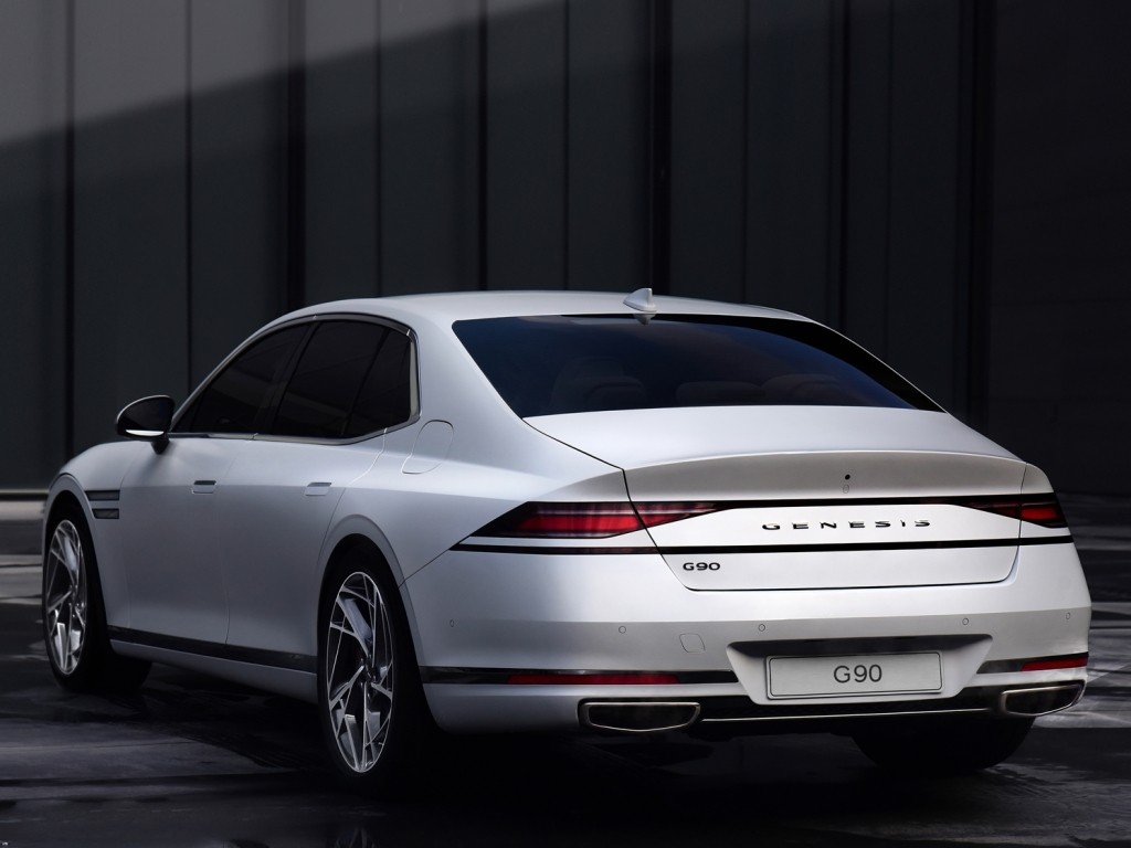 Genesis G90 photo 7