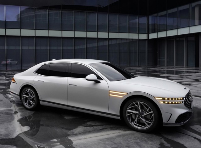Genesis G90 photo 8