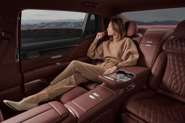 Genesis G90 photo 12