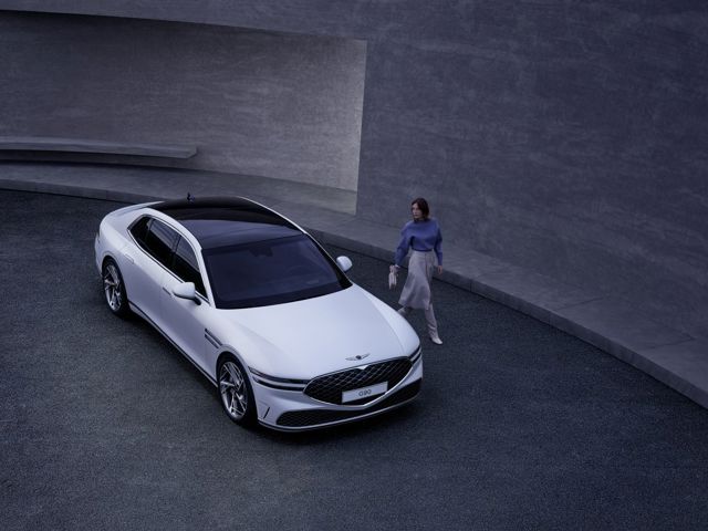 Genesis G90 photo 2